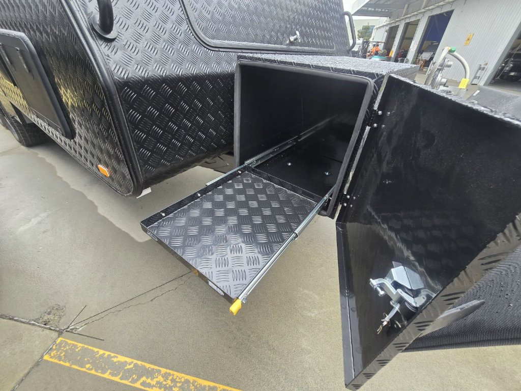 NEW 2025 SUPREME TERRITORY CARAVAN 2 AXLE