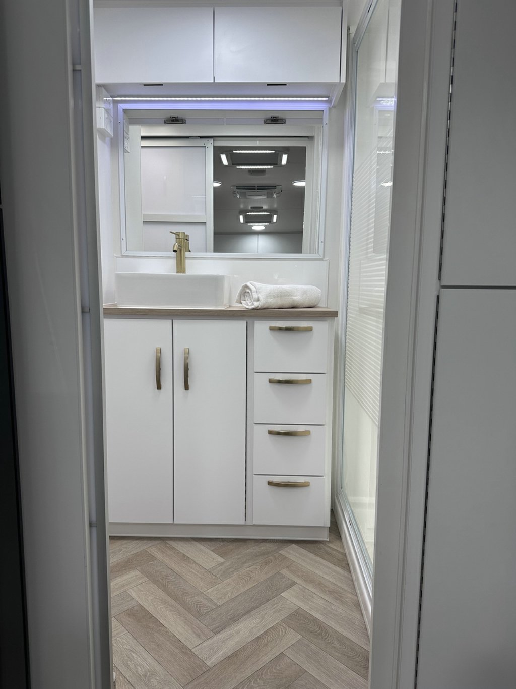 NEW 2025 SUPREME TERRITORY CARAVAN 2 AXLE