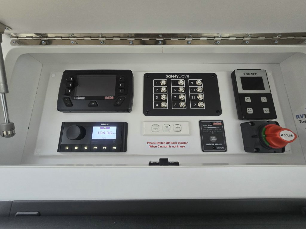 NEW 2025 SUPREME TERRITORY CARAVAN 2 AXLE