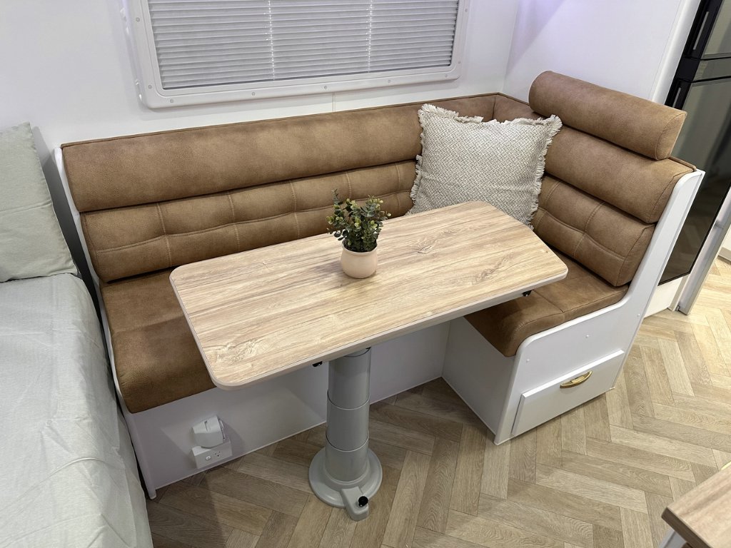 NEW 2026 LEADER CARAVANS GOLD LE CARAVAN 2 AXLE