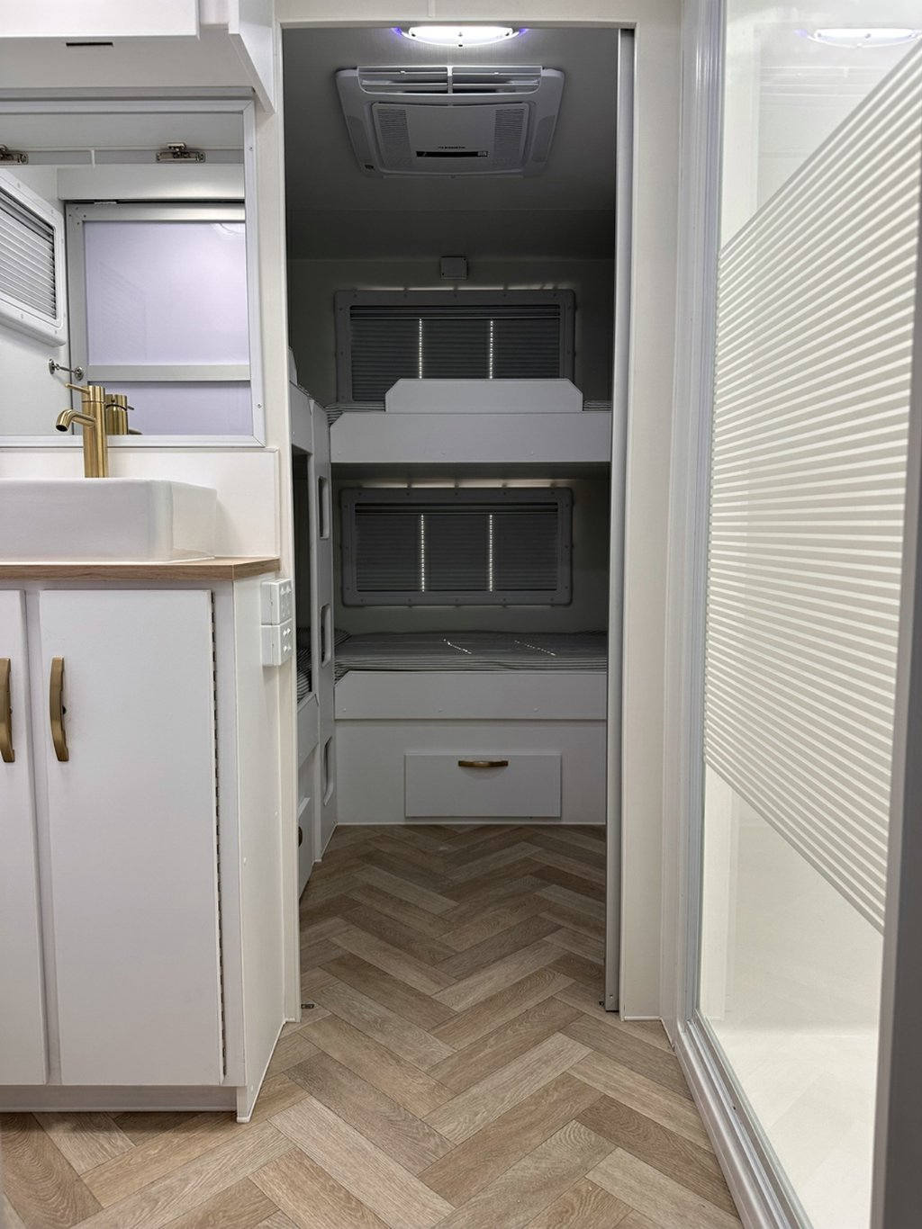 NEW 2026 LEADER CARAVANS GOLD LE CARAVAN 2 AXLE