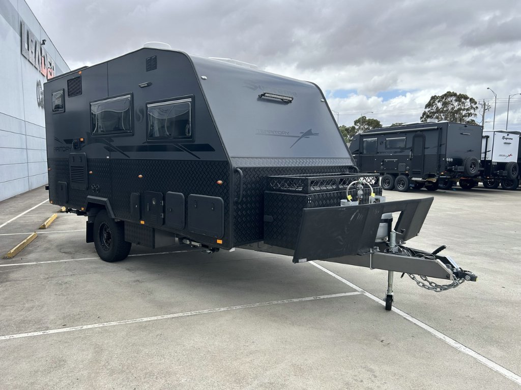 NEW 2025 SUPREME TERRITORY HYBRID CARAVAN 1 AXLE