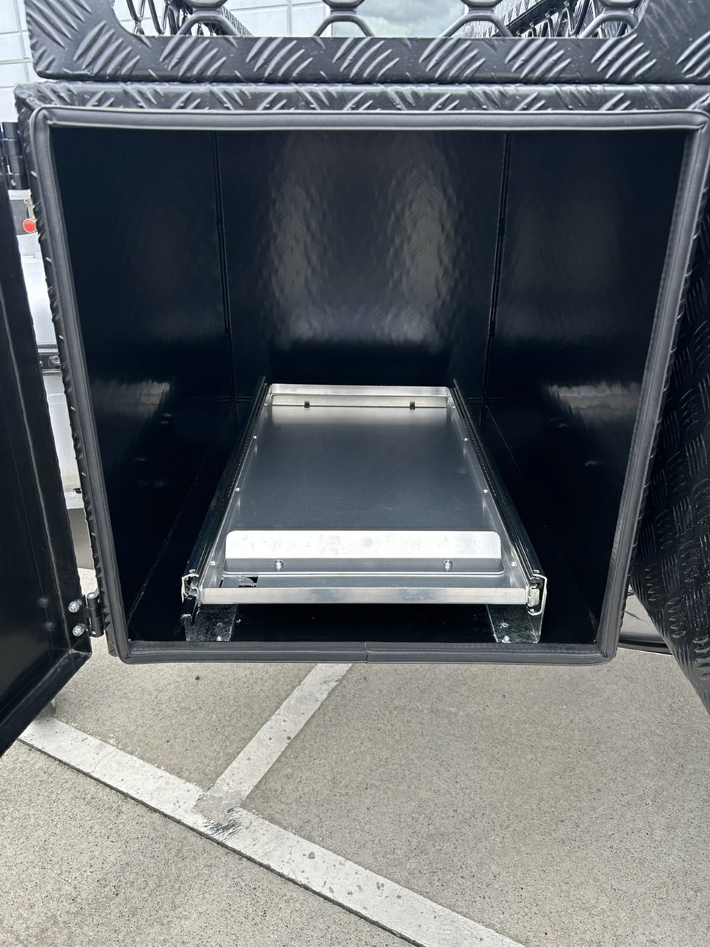 NEW 2025 SUPREME TERRITORY HYBRID CARAVAN 1 AXLE