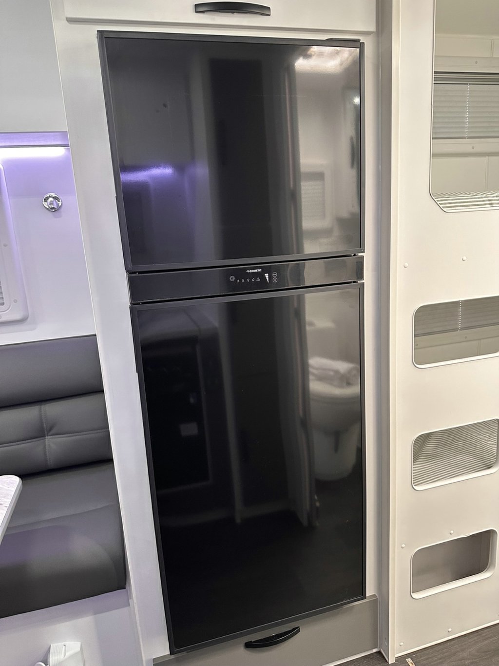 NEW 2026 LEADER CARAVANS GOLD LE DIRT ROADER CARAVAN 2 AXLE