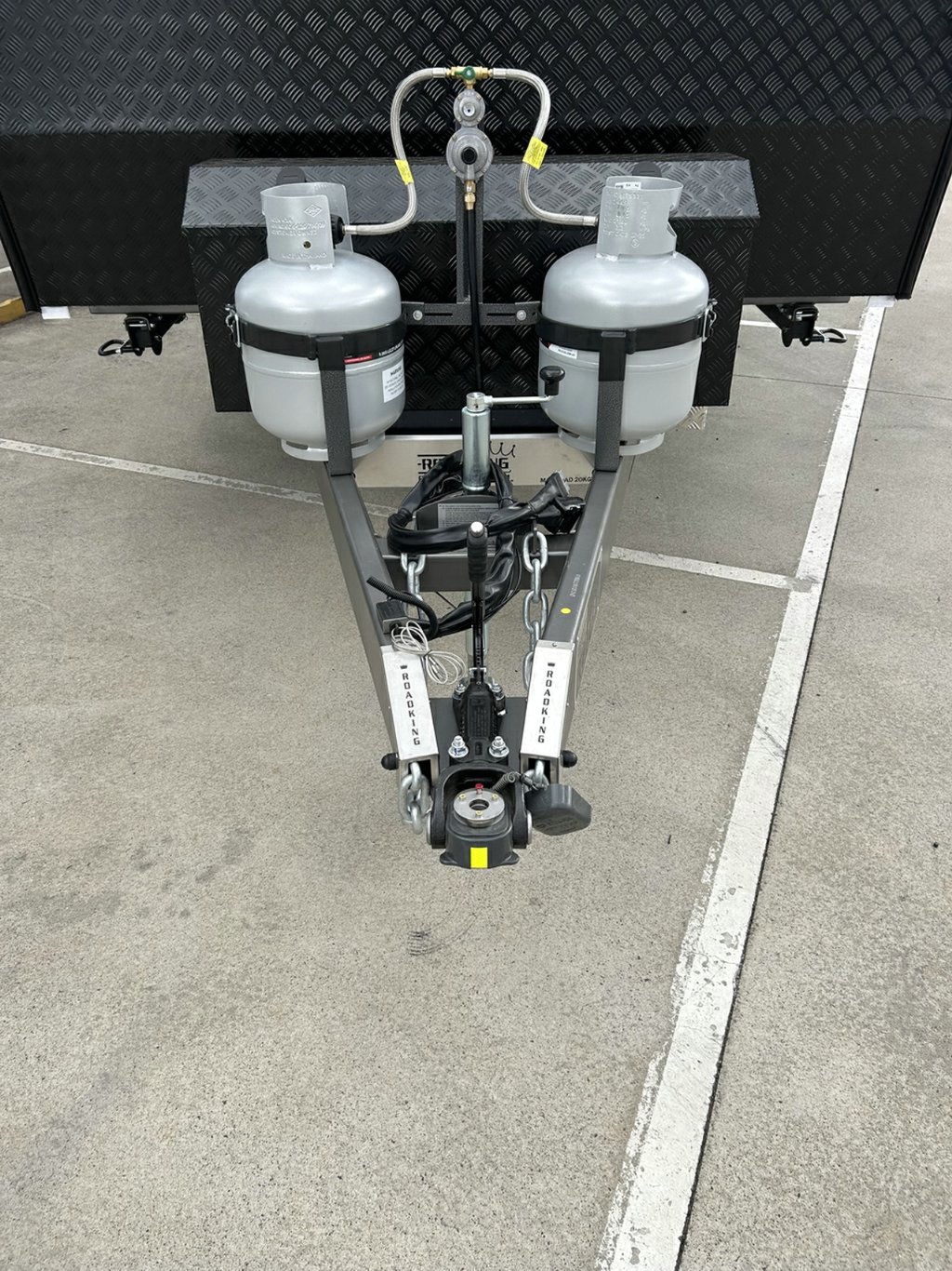 NEW 2026 LEADER CARAVANS GOLD LE DIRT ROADER CARAVAN 2 AXLE