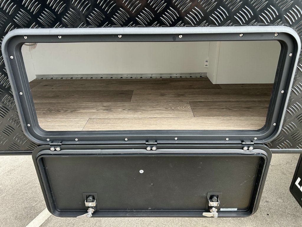 NEW 2026 LEADER CARAVANS GOLD LE DIRT ROADER CARAVAN 2 AXLE