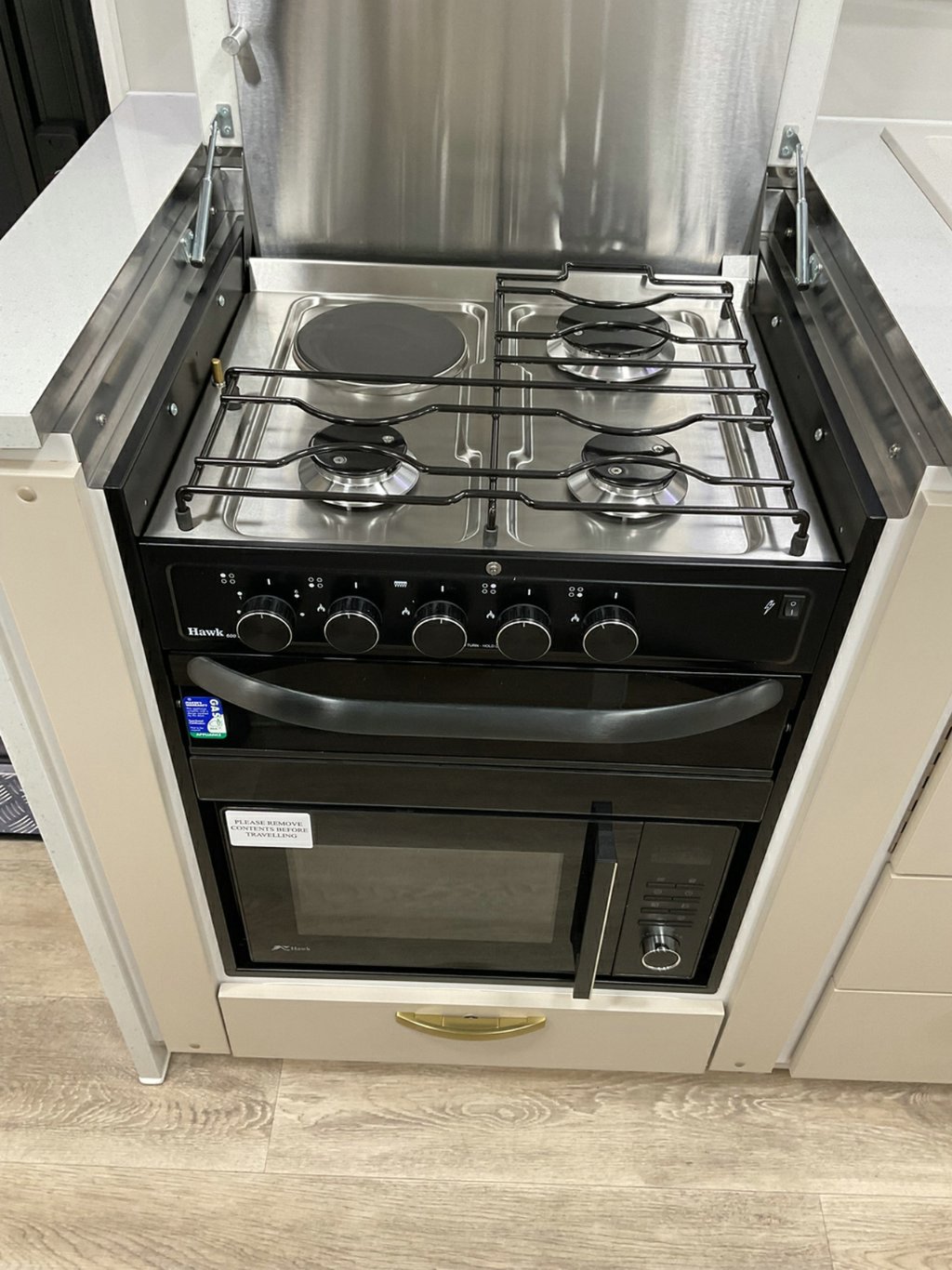 NEW 2026 SUPREME TERRITORY CARAVAN 1 AXLE