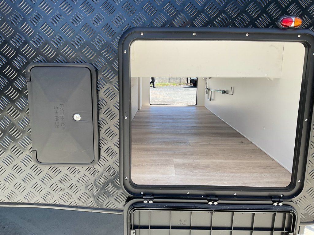 NEW 2026 SUPREME TERRITORY CARAVAN 1 AXLE