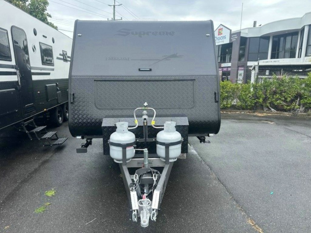 NEW 2025 SUPREME EXECUTIVE CARAVAN 2 AXLE
