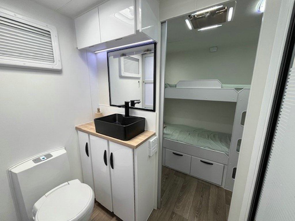 NEW 2026 LEADER CARAVANS GOLD LE CARAVAN 2 AXLE
