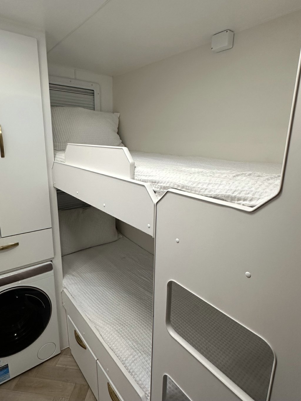 NEW 2026 LEADER CARAVANS GOLD LE CARAVAN 2 AXLE