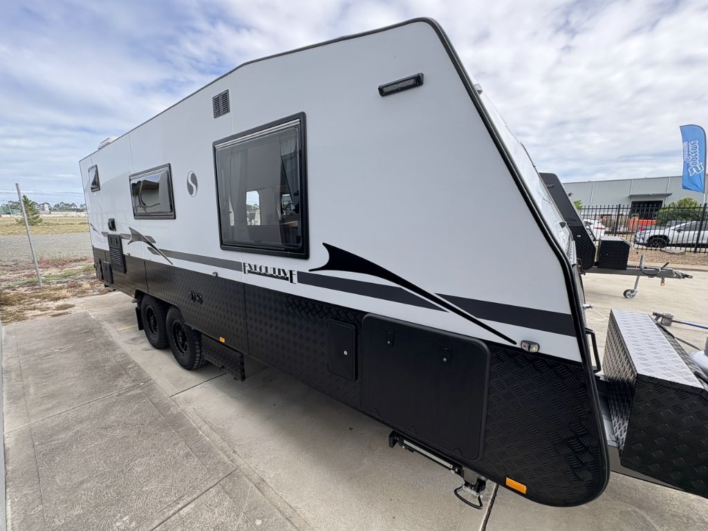NEW 2026 SUPREME EXECUTIVE CARAVAN 2 AXLE