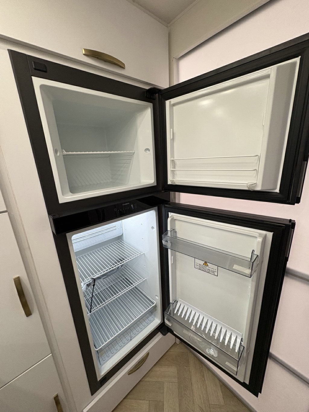 NEW 2026 SUPREME EXECUTIVE CARAVAN 2 AXLE