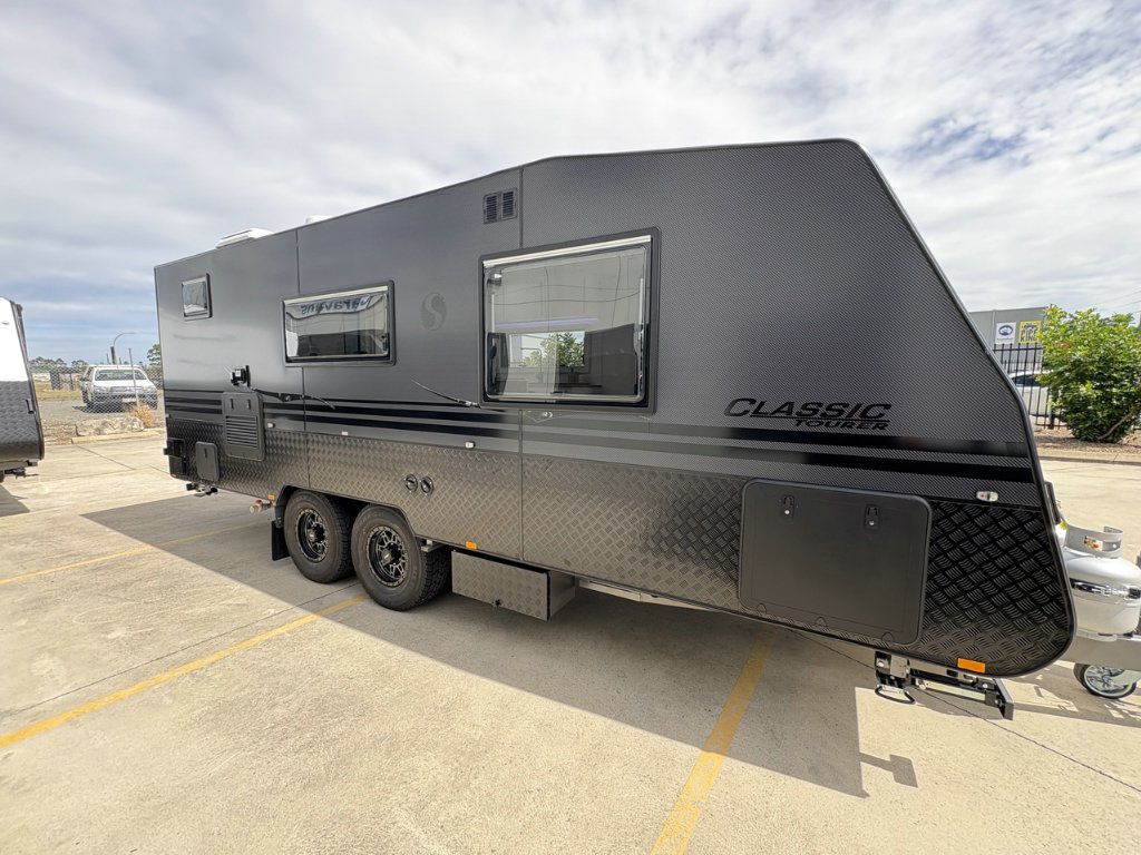 NEW 2026 SUPREME CLASSIC TOURER CARAVAN 2 AXLE