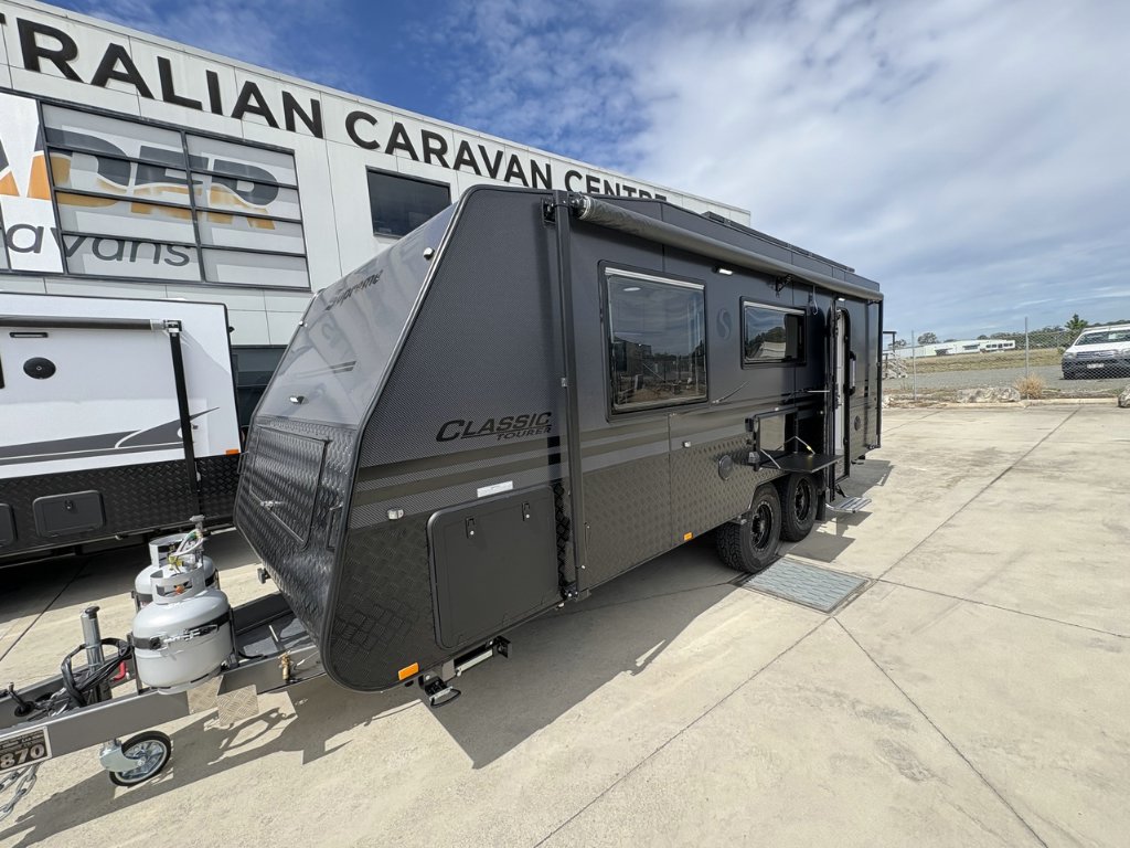 NEW 2026 SUPREME CLASSIC TOURER CARAVAN 2 AXLE