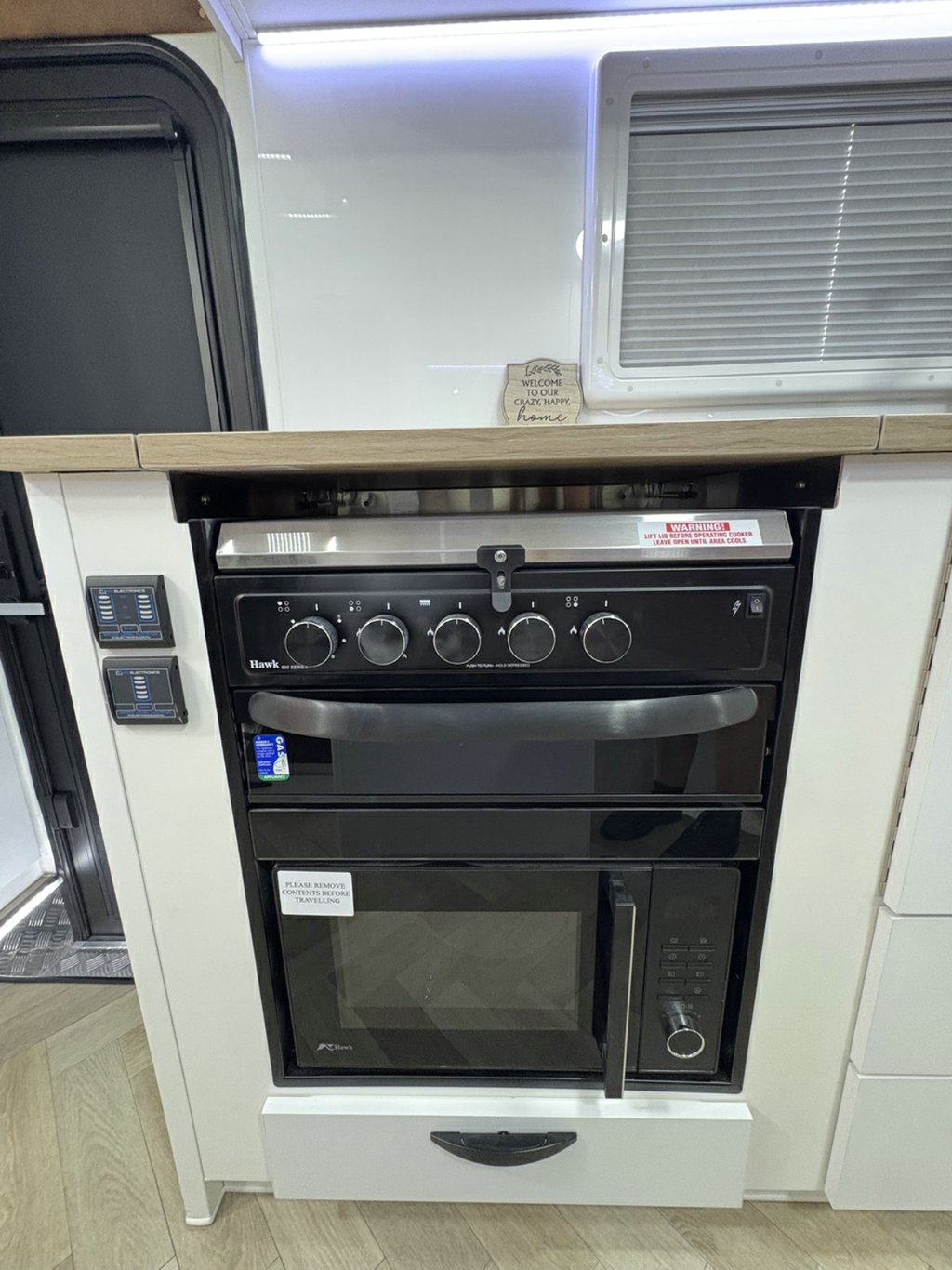 NEW 2026 SUPREME CLASSIC TOURER CARAVAN 2 AXLE