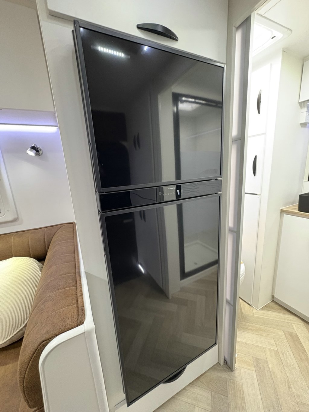 NEW 2026 SUPREME CLASSIC TOURER CARAVAN 2 AXLE