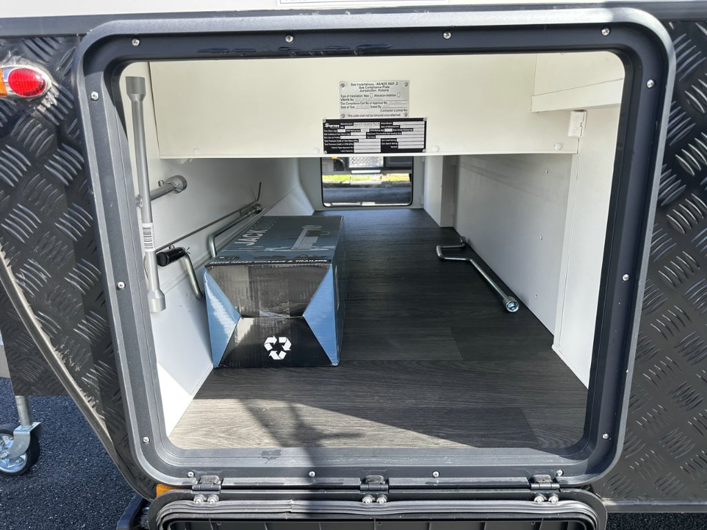 NEW 2025 SUPREME SPIRIT CARAVAN 2 AXLE