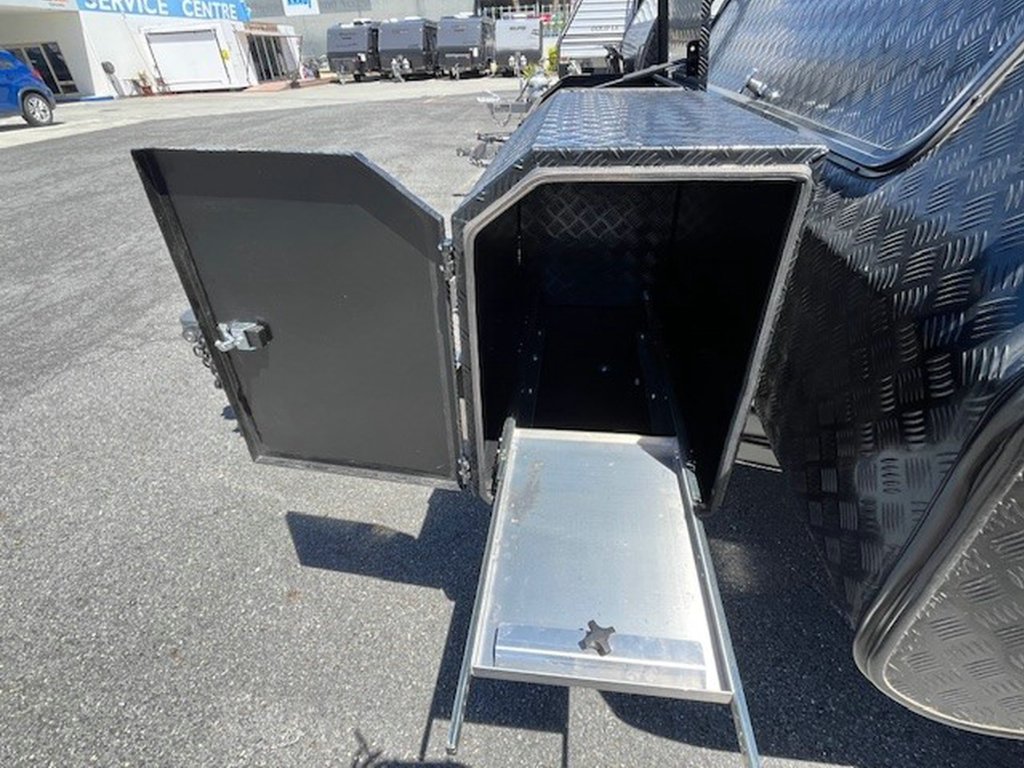 NEW 2025 SUPREME TERRITORY CARAVAN 2 AXLE