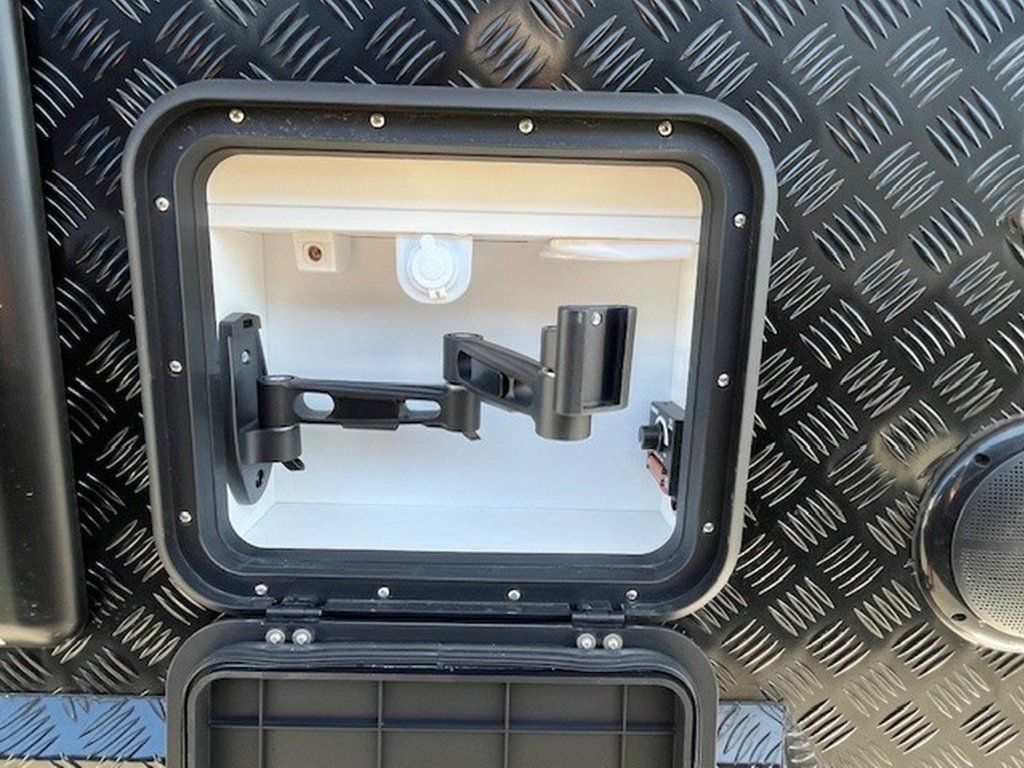 NEW 2025 SUPREME TERRITORY CARAVAN 2 AXLE