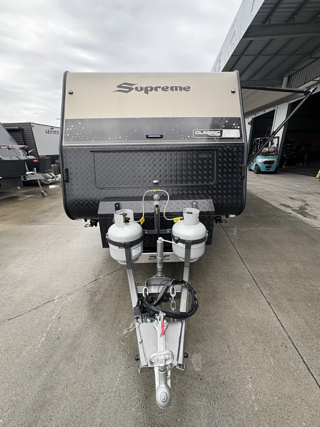 NEW 2026 SUPREME CLASSIC TOURER 20K SERIES CARAVAN 2 AXLE