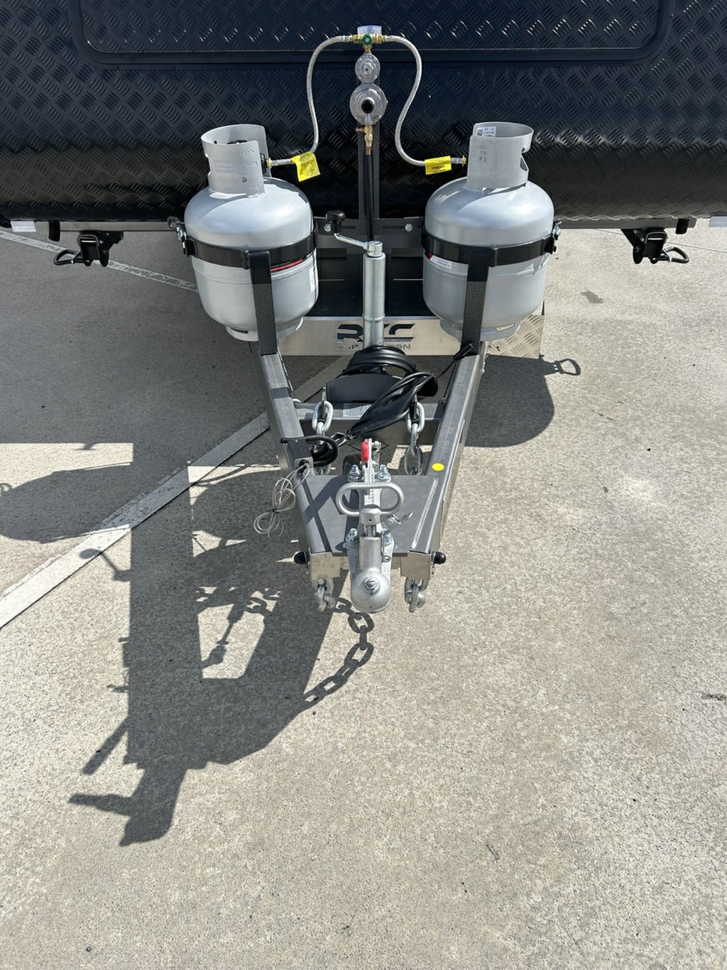 NEW 2026 SUPREME CLASSIC TOURER CARAVAN 2 AXLE