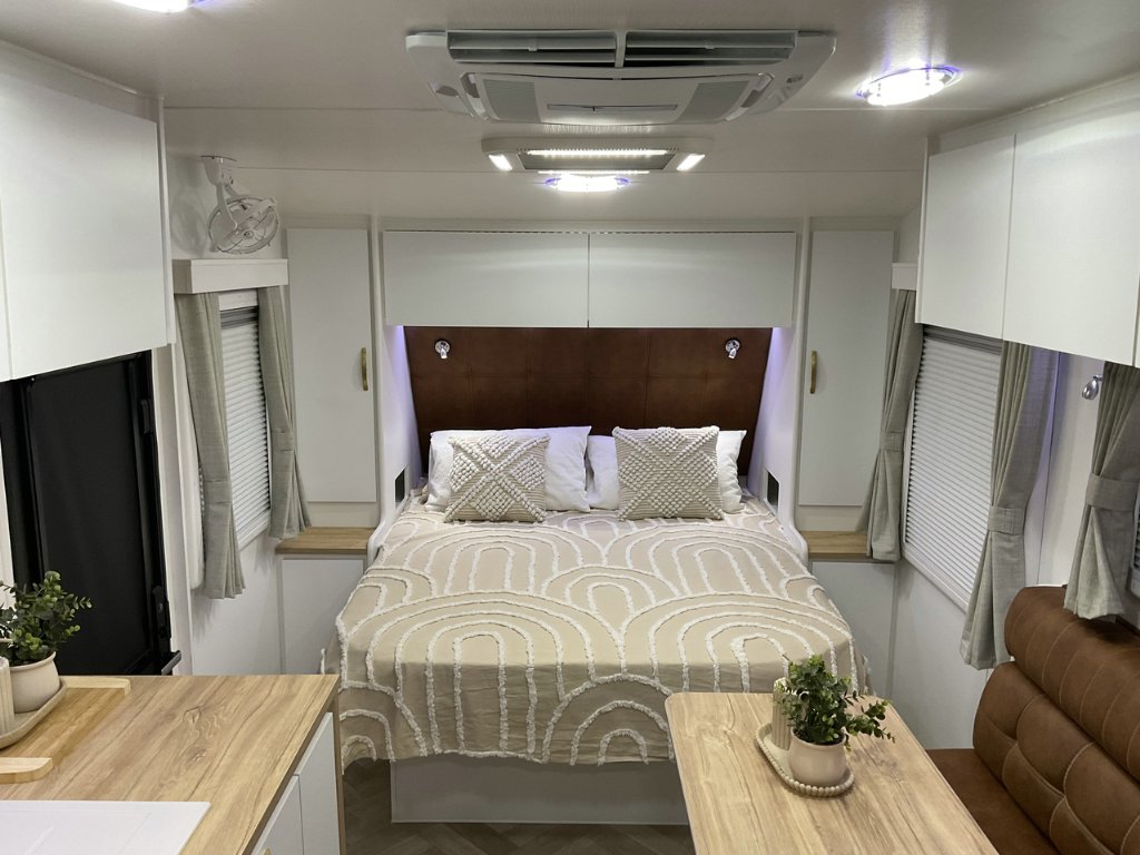 NEW 2026 LEADER CARAVANS XPEDITION CARAVAN 2 AXLE