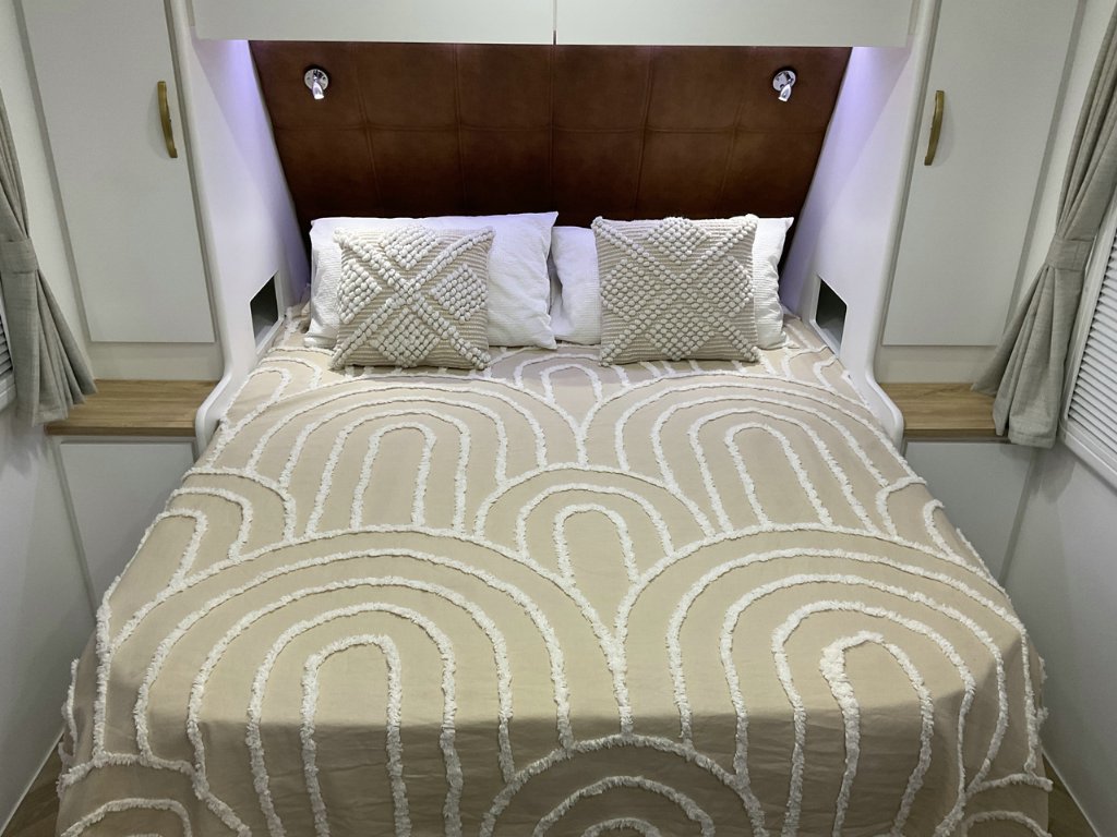 NEW 2026 LEADER CARAVANS XPEDITION CARAVAN 2 AXLE