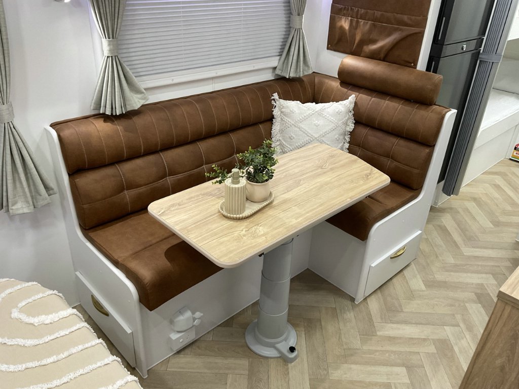 NEW 2026 LEADER CARAVANS XPEDITION CARAVAN 2 AXLE