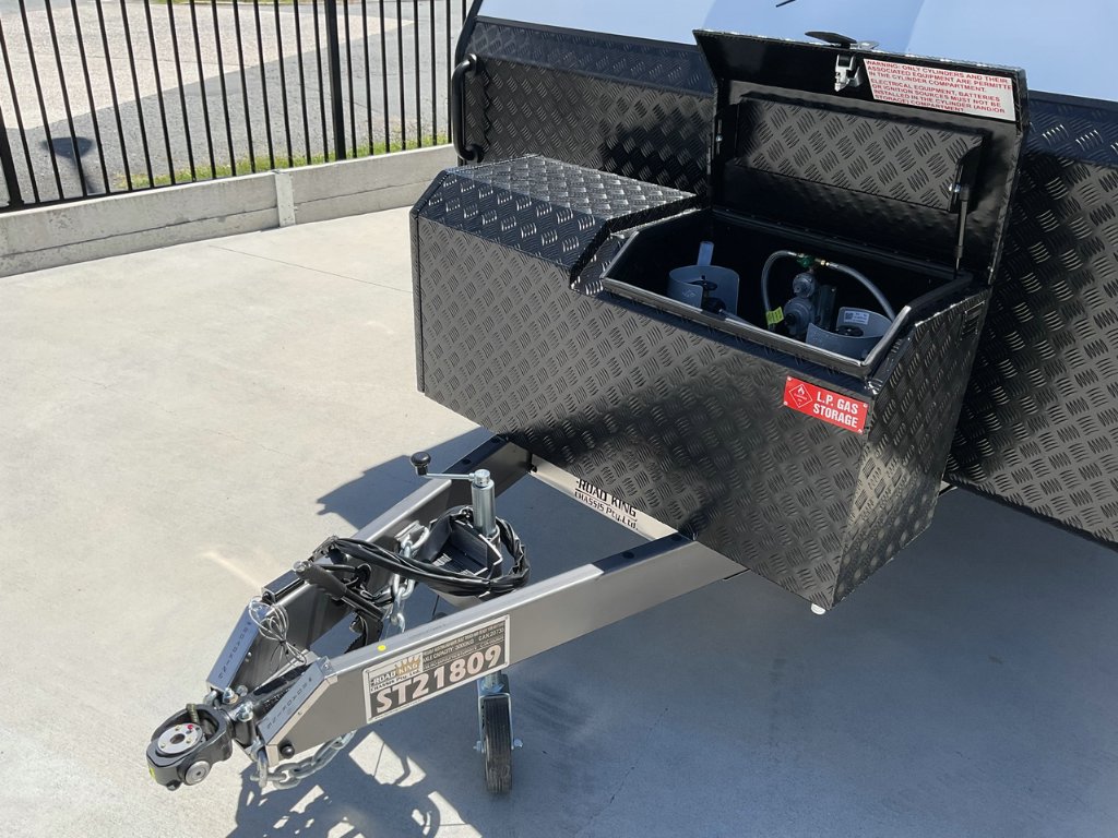 NEW 2026 SUPREME TERRITORY CARAVAN 1 AXLE