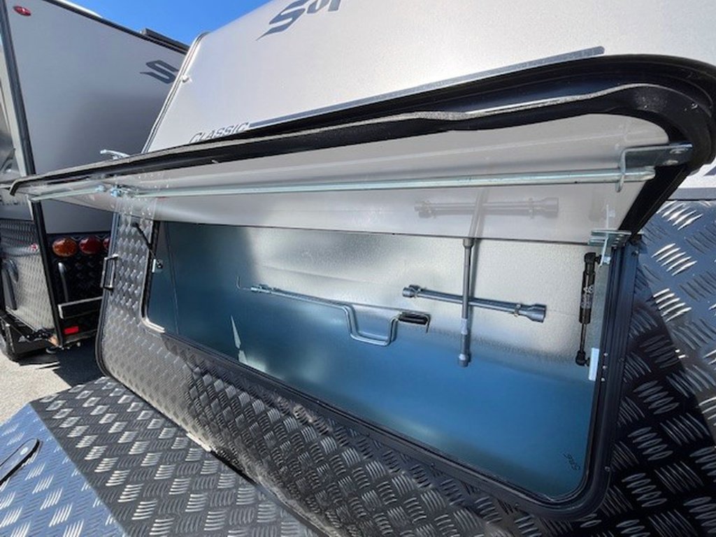 NEW 2025 SUPREME CLASSIC TOURER DIRT ROADER CARAVAN 2 AXLE