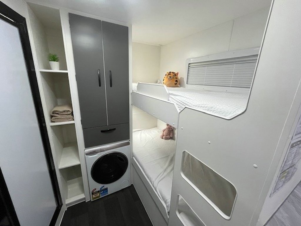 NEW 2025 LEADER CARAVANS GOLD LE CARAVAN 2 AXLE