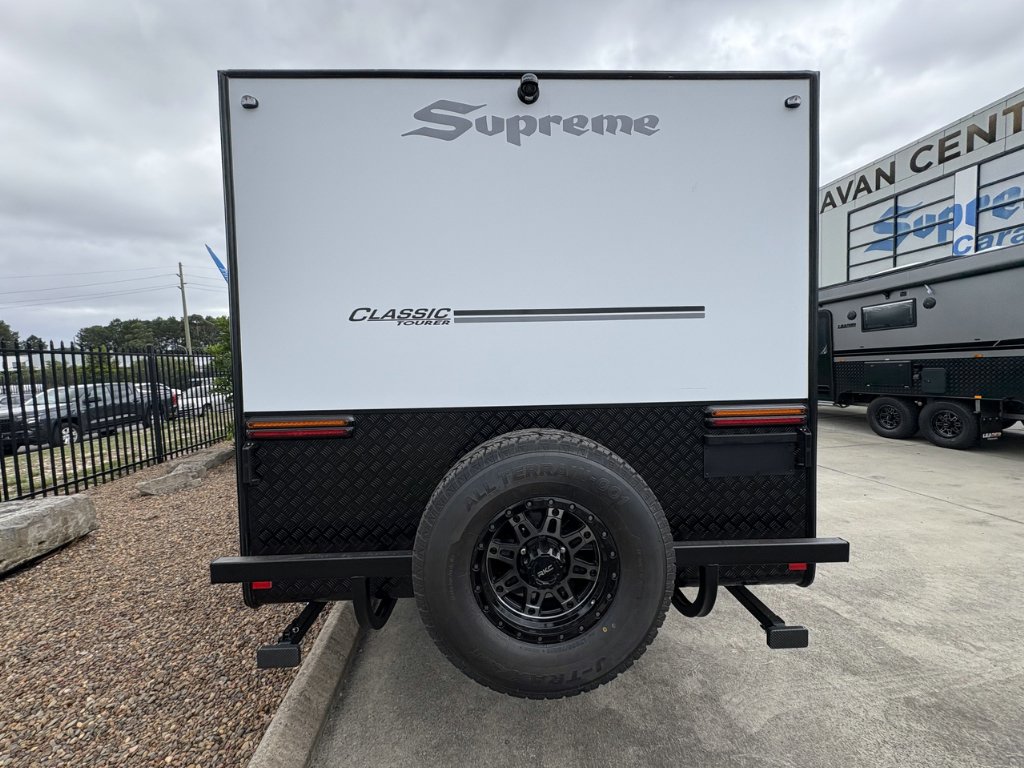 NEW 2026 SUPREME CLASSIC TOURER CARAVAN 1 AXLE