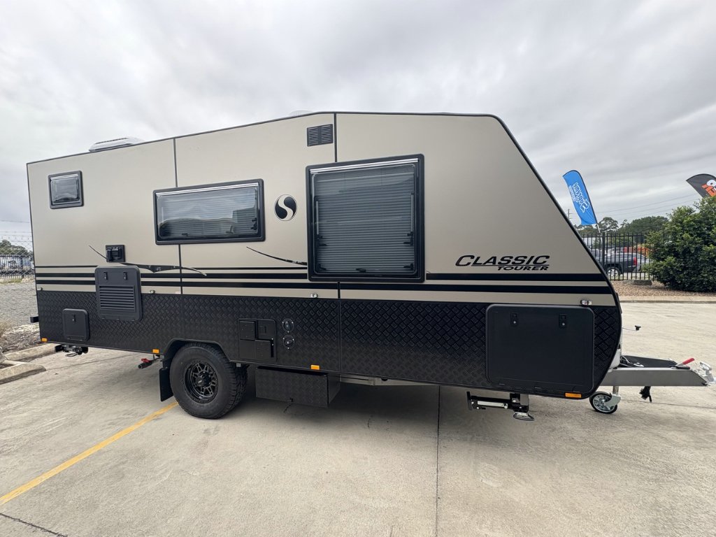 NEW 2026 SUPREME CLASSIC TOURER CARAVAN 1 AXLE