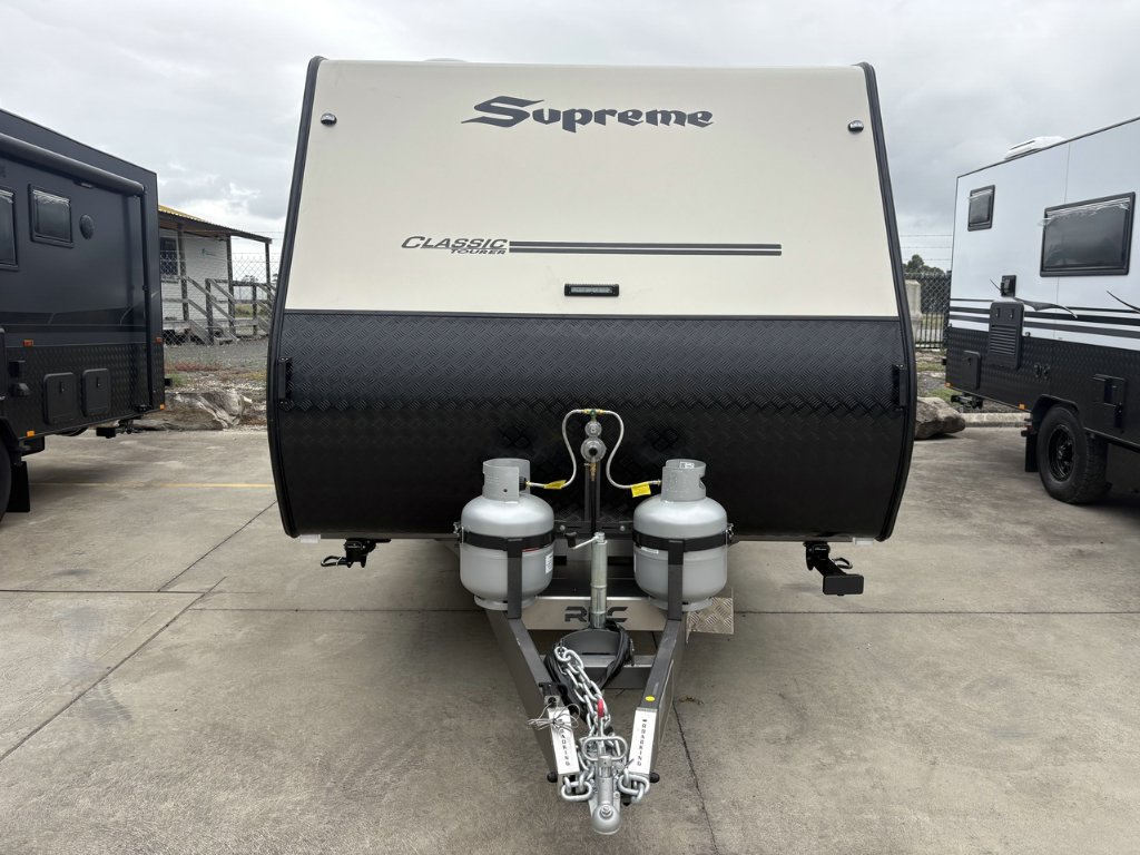 NEW 2026 SUPREME CLASSIC TOURER CARAVAN 1 AXLE