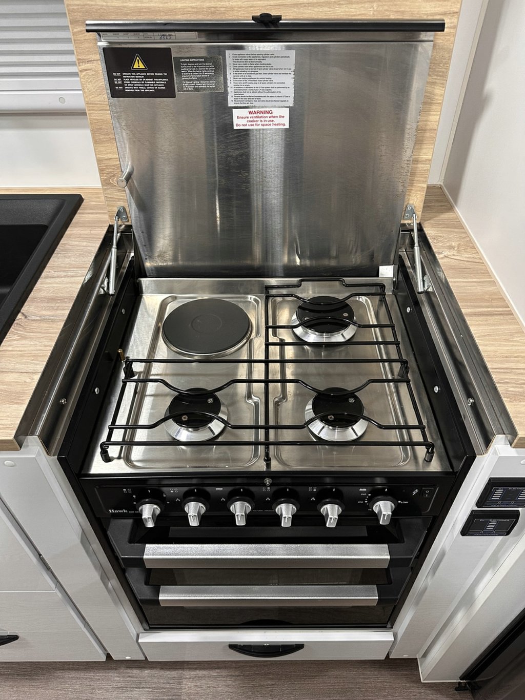 USED 2023 LEADER CARAVANS GOLD LE CARAVAN 2 AXLE