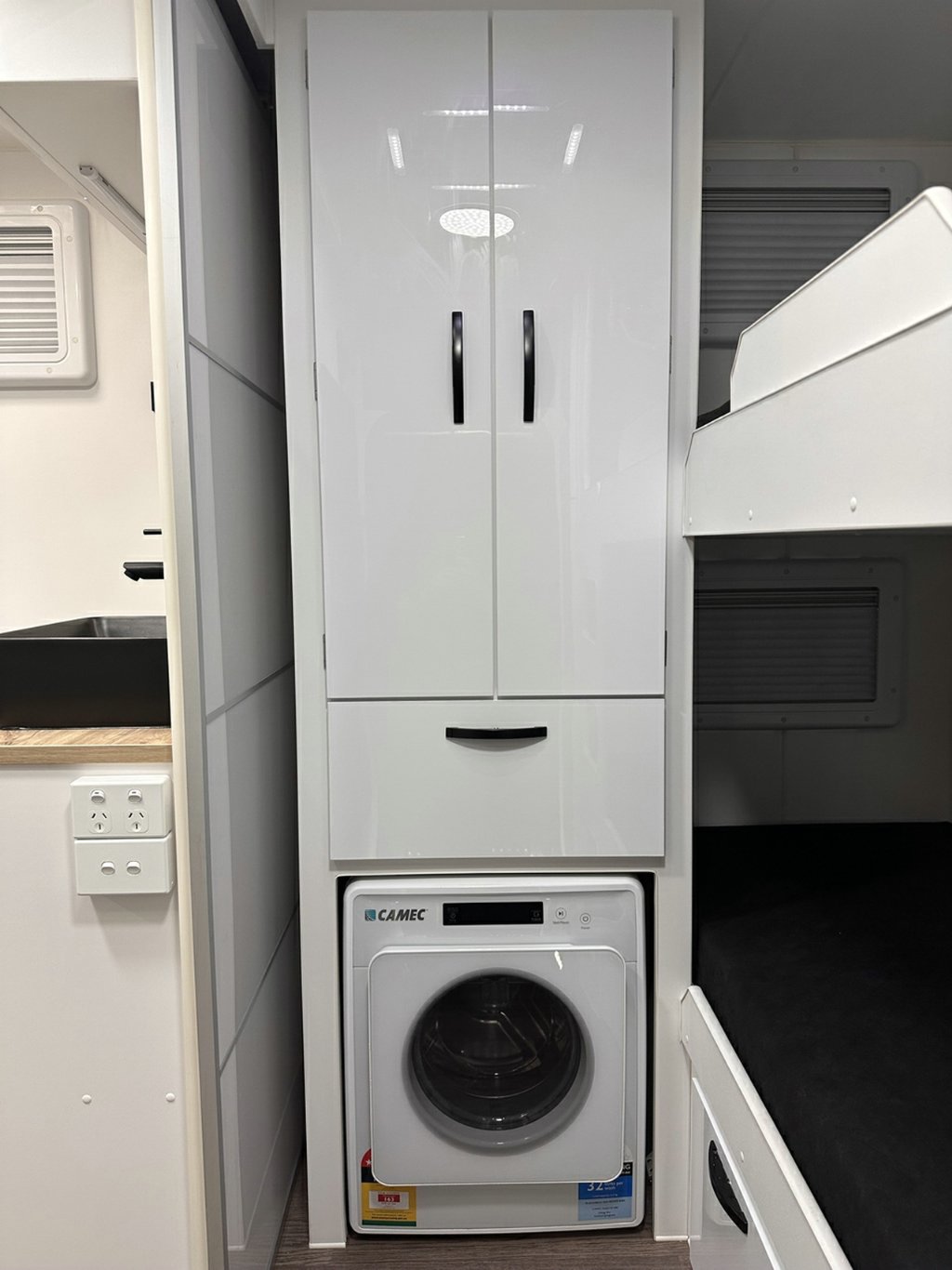 USED 2023 LEADER CARAVANS GOLD LE CARAVAN 2 AXLE