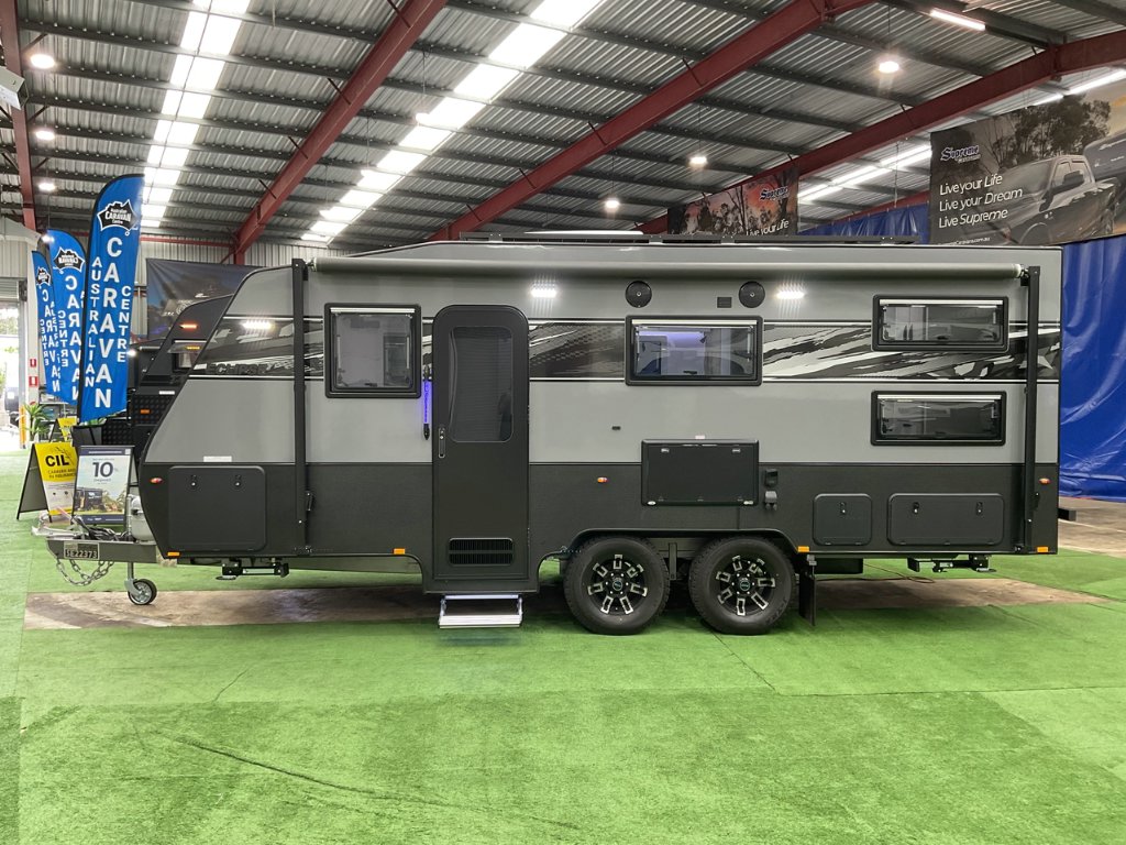 NEW 2025 SUPREME ECLIPSE SUNRAY CARAVAN 2 AXLE