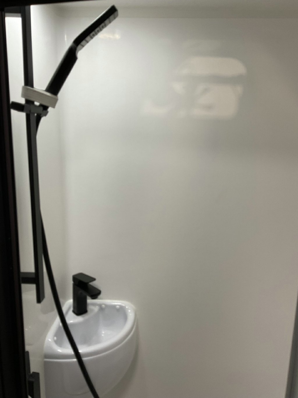 NEW 2025 SUPREME ECLIPSE SUNRAY CARAVAN 2 AXLE