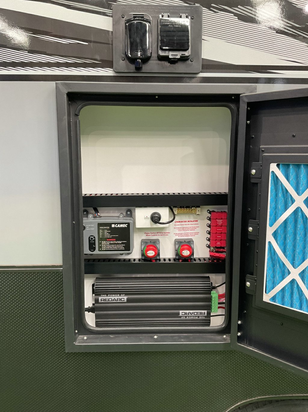 NEW 2025 SUPREME ECLIPSE SUNRAY CARAVAN 2 AXLE