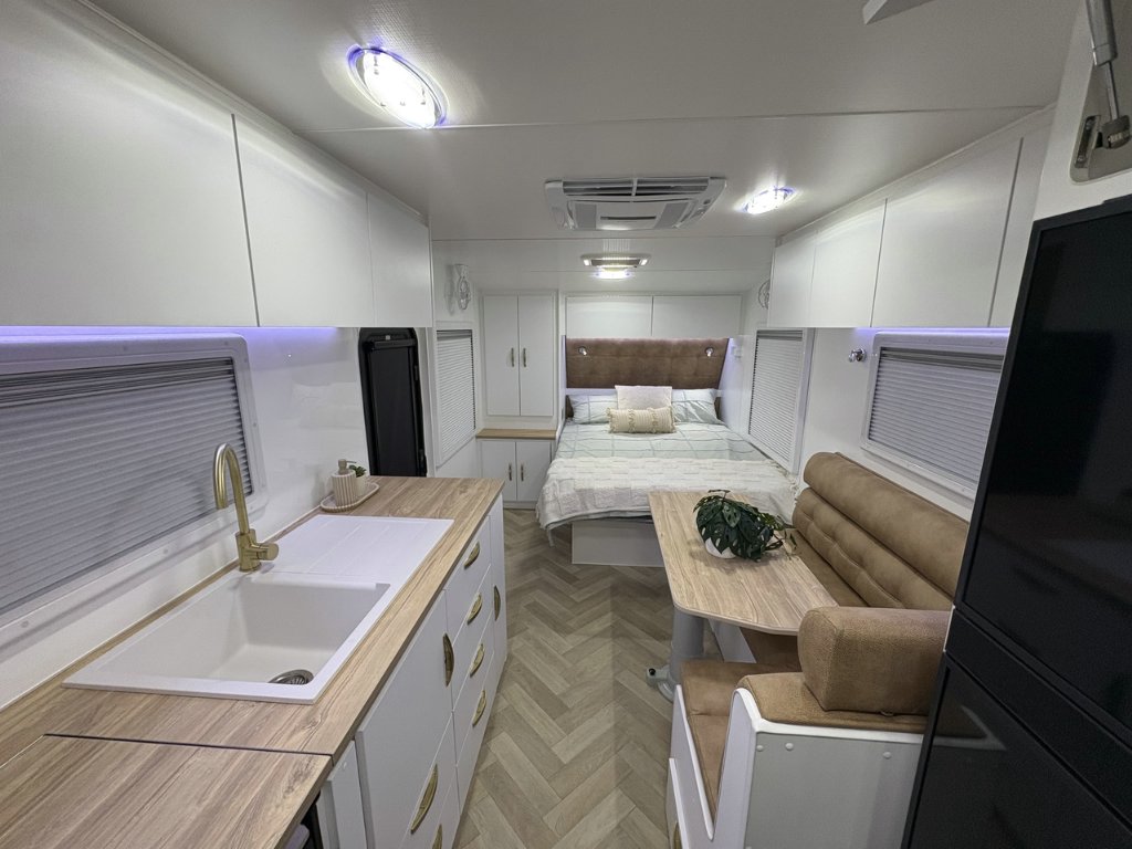 NEW 2026 LEADER CARAVANS GOLD LE CARAVAN 2 AXLE