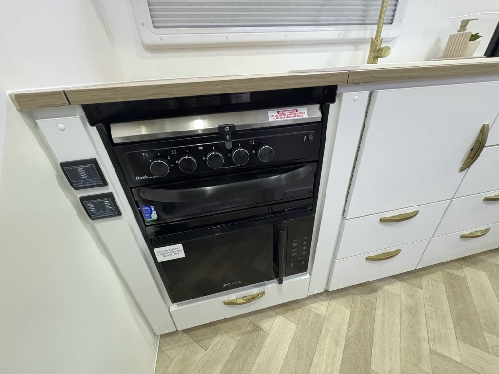 NEW 2026 LEADER CARAVANS GOLD LE CARAVAN 2 AXLE