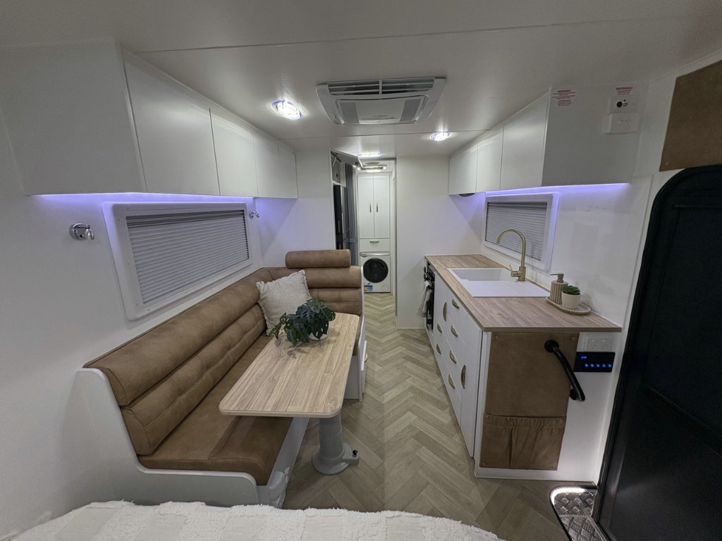 NEW 2026 LEADER CARAVANS GOLD LE CARAVAN 2 AXLE