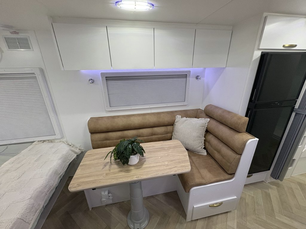 NEW 2026 LEADER CARAVANS GOLD LE CARAVAN 2 AXLE