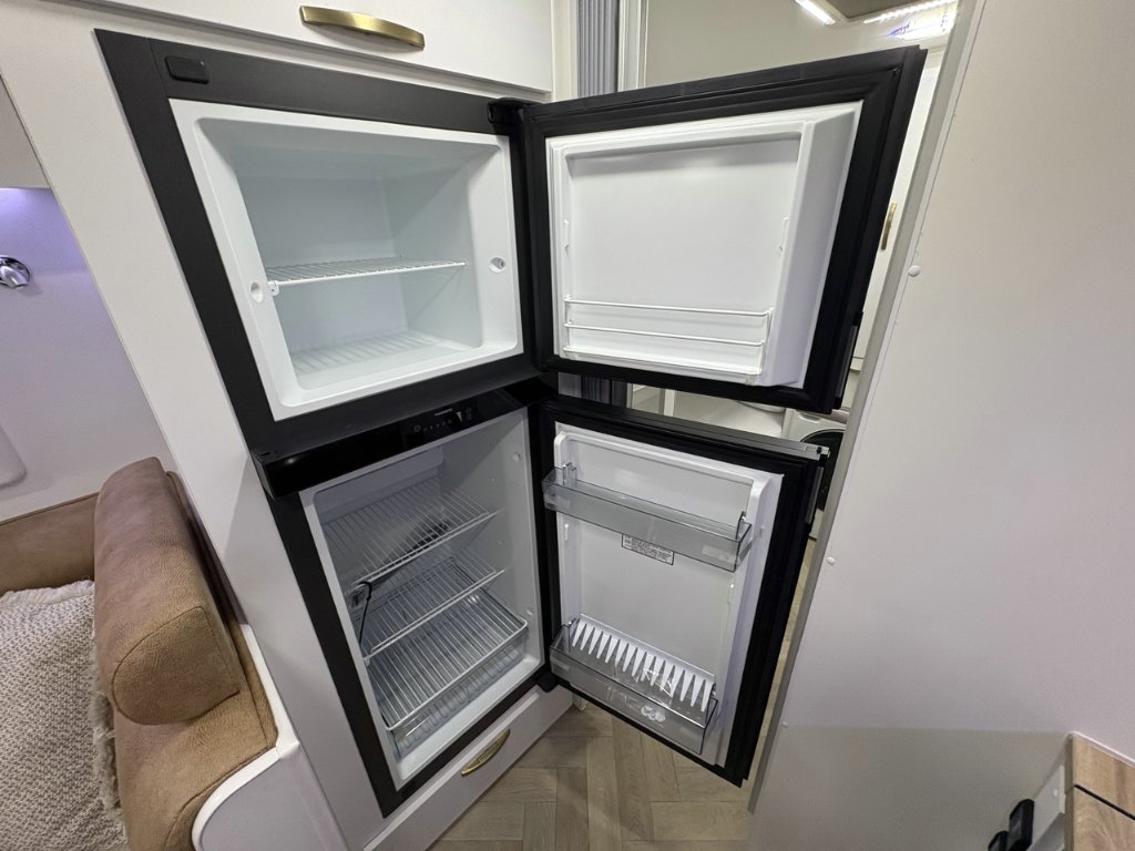 NEW 2026 LEADER CARAVANS GOLD LE CARAVAN 2 AXLE