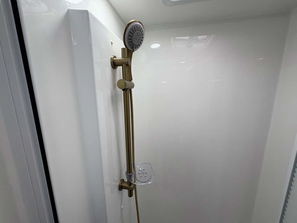 NEW 2026 LEADER CARAVANS GOLD LE CARAVAN 2 AXLE