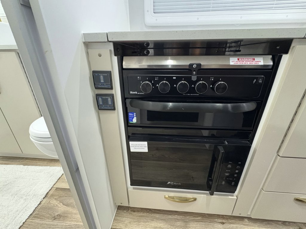 NEW 2026 LEADER CARAVANS GOLD LE CARAVAN 2 AXLE