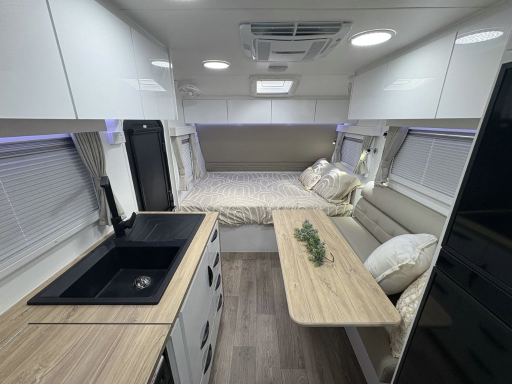 NEW 2026 SUPREME TERRITORY CARAVAN 1 AXLE