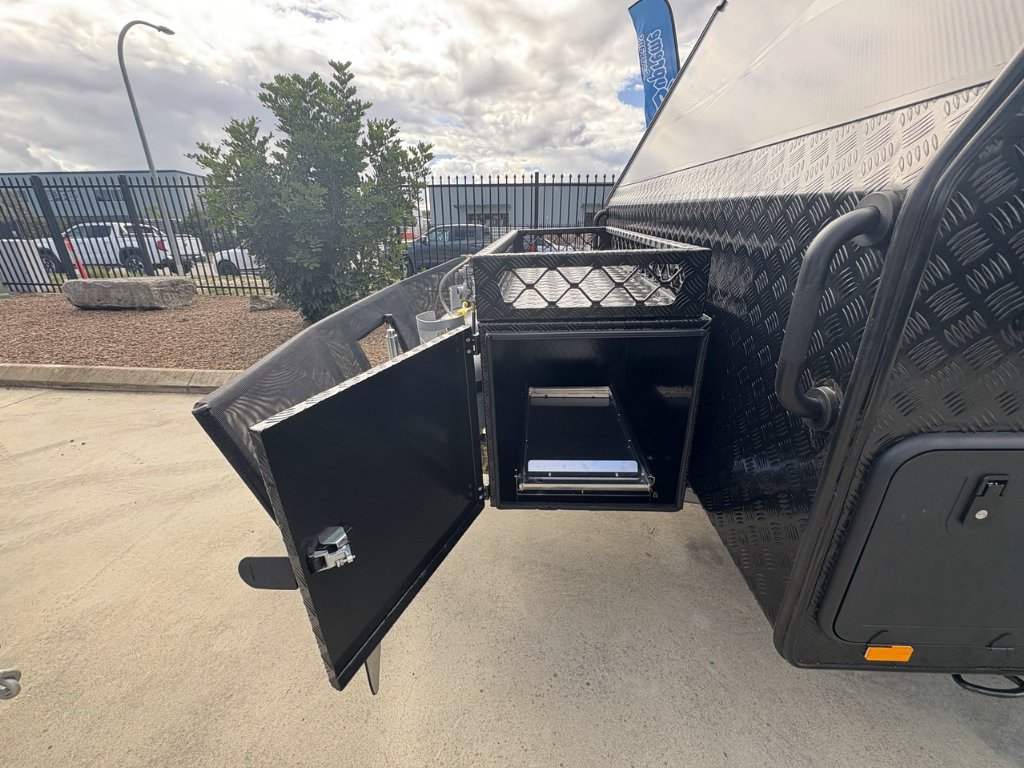 NEW 2026 SUPREME TERRITORY CARAVAN 1 AXLE