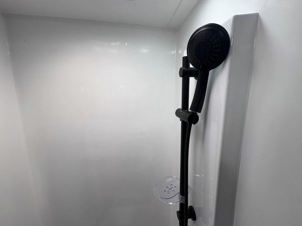 NEW 2026 SUPREME TERRITORY CARAVAN 1 AXLE